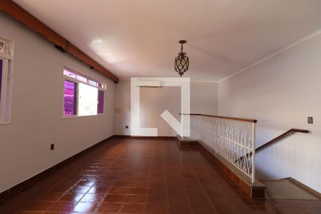 Sala de casa para alugar com 3 quartos, 140m² em Centro, Ribeirão Preto