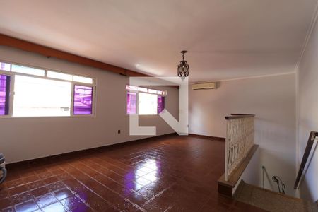 Sala de casa para alugar com 3 quartos, 140m² em Centro, Ribeirão Preto