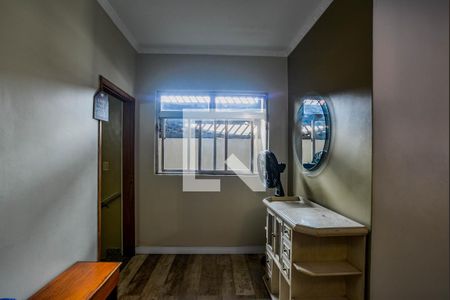 Sala de casa à venda com 4 quartos, 256m² em Santa Terezinha, Santo André