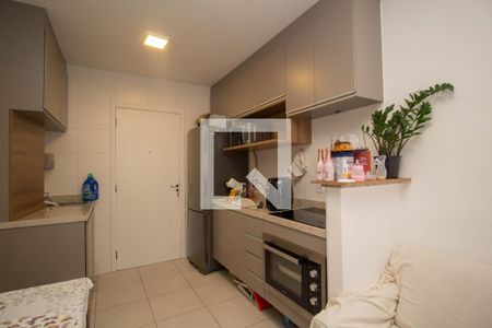 Sala/Cozinha de apartamento à venda com 2 quartos, 33m² em Vila Anastácio, São Paulo