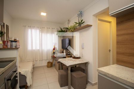 Sala/Cozinha de apartamento à venda com 2 quartos, 33m² em Vila Anastácio, São Paulo