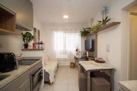 Sala/Cozinha de apartamento à venda com 2 quartos, 33m² em Vila Anastácio, São Paulo