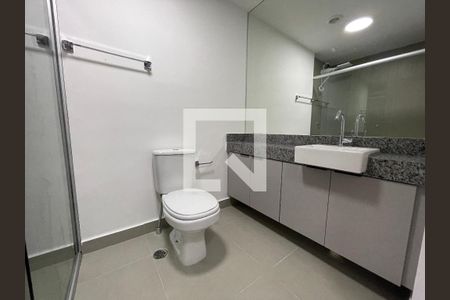 Banheiro de kitnet/studio para alugar com 1 quarto, 34m² em Butantã, São Paulo