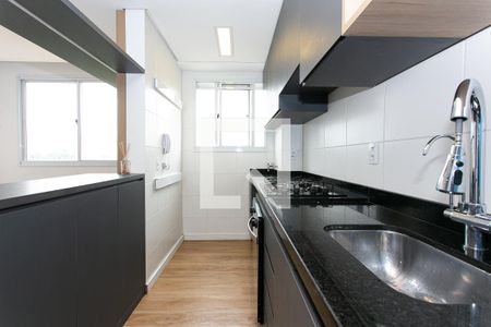Cozinha de apartamento para alugar com 2 quartos, 40m² em Jardim Sao Saverio, São Paulo