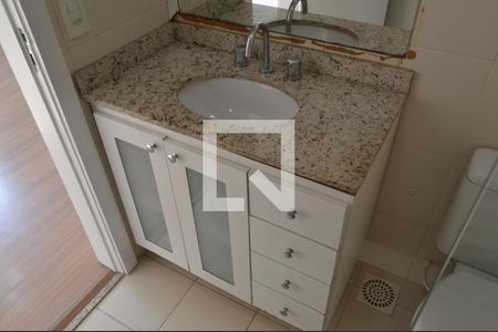 Apartamento à venda com 110m², 3 quartos e 2 vagas Apartamento à venda com 110m², 3 quartos e 2 vagasBanheiro da Suíte 1