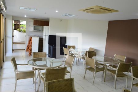 Apartamento à venda com 110m², 3 quartos e 2 vagas Apartamento à venda com 110m², 3 quartos e 2 vagasÁrea comum - Salão de festas