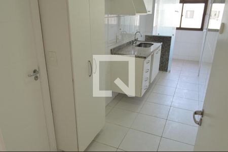 Apartamento à venda com 110m², 3 quartos e 2 vagas Apartamento à venda com 110m², 3 quartos e 2 vagasCozinha