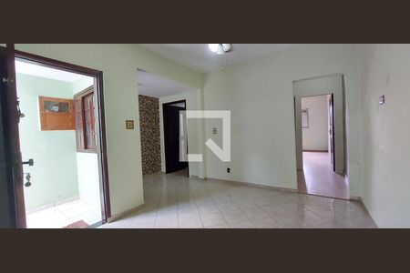 Sala de casa para alugar com 2 quartos, 98m² em Vila Pires, Santo André