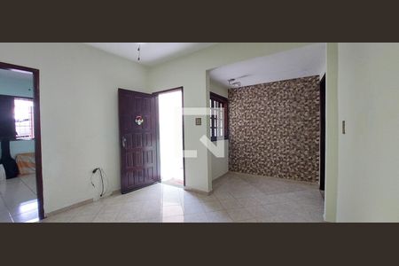 Sala de casa para alugar com 2 quartos, 98m² em Vila Pires, Santo André