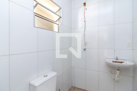 Banheiro de casa para alugar com 1 quarto, 30m² em Vila Carolina, São Paulo