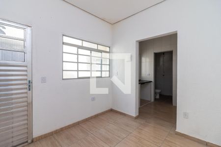 Sala de casa para alugar com 1 quarto, 30m² em Vila Carolina, São Paulo