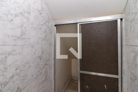 Banheiro de casa para alugar com 1 quarto, 30m² em Vila Carolina, São Paulo