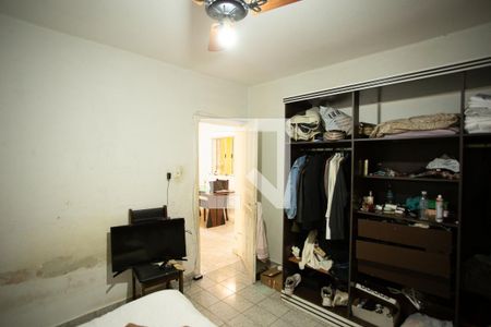 QUARTO 2 de casa à venda com 3 quartos, 220m² em Vila Mariza Mazzei, São Paulo