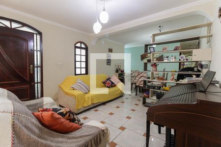 Sala  de casa para alugar com 3 quartos, 200m² em Vila Giordano, São Paulo