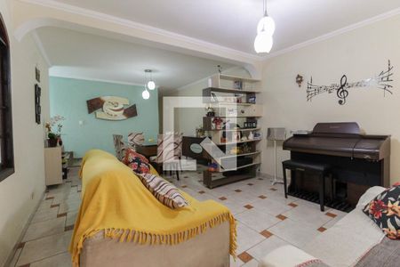 Sala  de casa para alugar com 3 quartos, 200m² em Vila Giordano, São Paulo