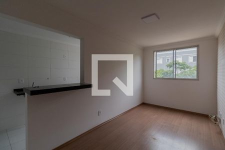 Sala de apartamento para alugar com 2 quartos, 42m² em Colônia (zona Leste), São Paulo