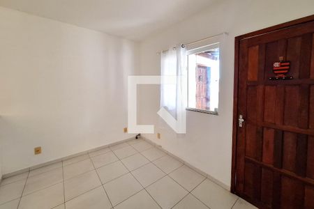 Sala de casa para alugar com 1 quarto, 50m² em Santa Rosa, Niterói