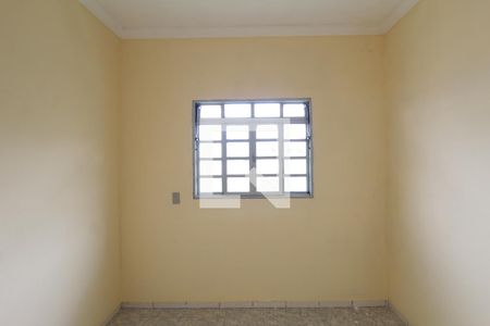 Quarto de kitnet/studio para alugar com 1 quarto, 40m² em Tupi B, Belo Horizonte