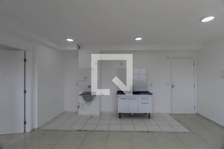 Sala/Cozinha de apartamento para alugar com 1 quarto, 41m² em Sítio da Figueira, São Paulo