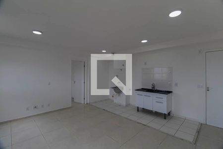 Sala/Cozinha de apartamento para alugar com 1 quarto, 41m² em Sítio da Figueira, São Paulo