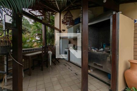 Casa de condomínio para alugar com 800m², 5 quartos e 6 vagas Casa de condomínio para alugar com 800m², 5 quartos e 6 vagasÁrea Gourmet