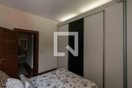 Casa de condomínio para alugar com 800m², 5 quartos e 6 vagas Casa de condomínio para alugar com 800m², 5 quartos e 6 vagasQuarto