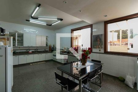 Casa de condomínio para alugar com 800m², 5 quartos e 6 vagas Casa de condomínio para alugar com 800m², 5 quartos e 6 vagasCozinha