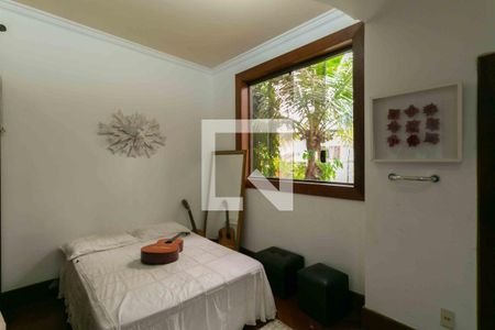 Casa de condomínio para alugar com 800m², 5 quartos e 6 vagas Casa de condomínio para alugar com 800m², 5 quartos e 6 vagasSuite 1