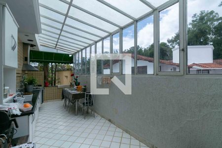 Casa de condomínio para alugar com 800m², 5 quartos e 6 vagas Casa de condomínio para alugar com 800m², 5 quartos e 6 vagasCozinha externa