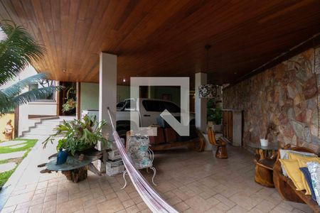 Casa de condomínio para alugar com 800m², 5 quartos e 6 vagas Casa de condomínio para alugar com 800m², 5 quartos e 6 vagasÁrea Externa