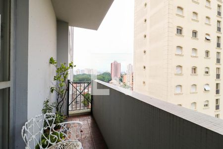 Varanda Sala de apartamento à venda com 3 quartos, 184m² em Vila Assunção, Santo André