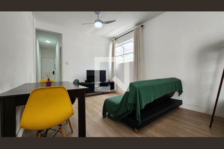 Sala de apartamento para alugar com 1 quarto, 45m² em Gonzaga, Santos