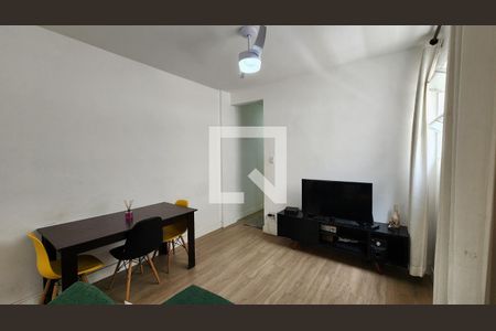 Sala de apartamento para alugar com 1 quarto, 45m² em Gonzaga, Santos