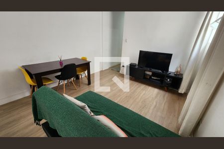 Sala de apartamento para alugar com 1 quarto, 45m² em Gonzaga, Santos