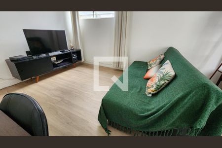 Sala de apartamento para alugar com 1 quarto, 45m² em Gonzaga, Santos