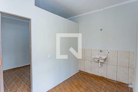 Sala, cozinha e área de serviço de apartamento para alugar com 1 quarto, 40m² em Jardim Maristela, São Paulo