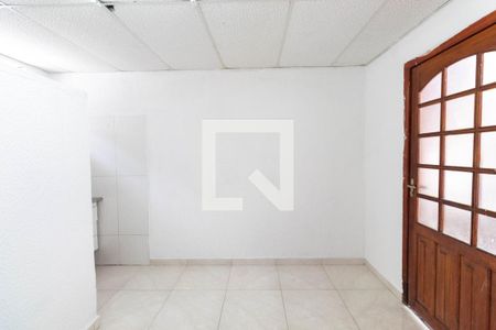 Quarto de kitnet/studio para alugar com 1 quarto, 17m² em Brás, São Paulo