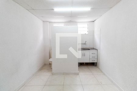 Sala/Quarto/Cozinha de kitnet/studio para alugar com 1 quarto, 15m² em Brás, São Paulo