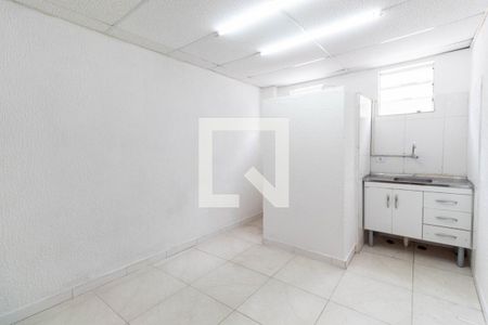 Sala/Quarto/Cozinha de kitnet/studio para alugar com 1 quarto, 15m² em Brás, São Paulo