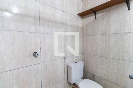 Banheiro de kitnet/studio para alugar com 1 quarto, 12m² em Brás, São Paulo