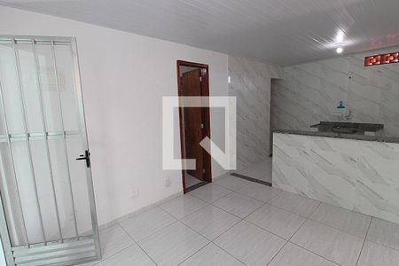 Sala de apartamento para alugar com 2 quartos, 50m² em Vila Valqueire, Rio de Janeiro