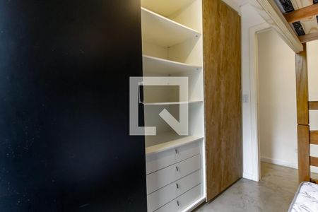 Quarto 1 - Armários de apartamento à venda com 2 quartos, 56m² em Jardim Ampliacao, São Paulo