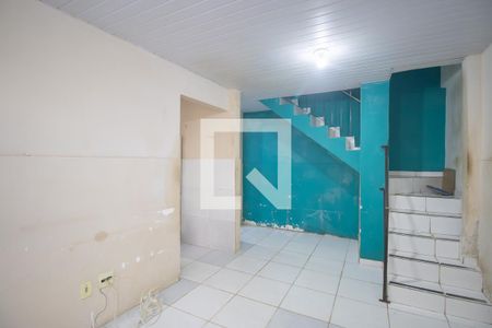 Sala de casa para alugar com 2 quartos, 55m² em Raul Veiga, São Gonçalo