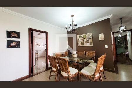 Sala de apartamento para alugar com 4 quartos, 150m² em Centro, Campinas