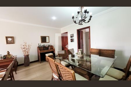 Sala de apartamento para alugar com 4 quartos, 150m² em Centro, Campinas