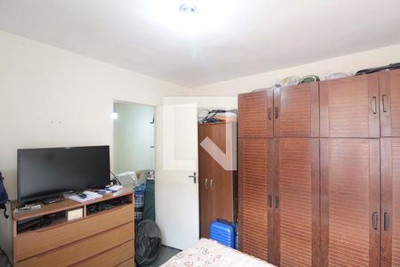 Quarto 1 de apartamento para alugar com 2 quartos, 50m² em Jardim Guanabara, Belo Horizonte