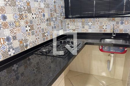 Cozinha de casa para alugar com 1 quarto, 80m² em Centro, Duque de Caxias