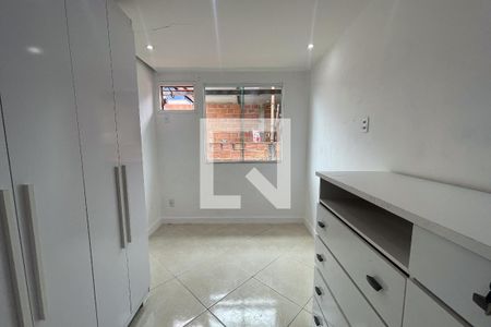 Quarto de casa para alugar com 1 quarto, 80m² em Centro, Duque de Caxias