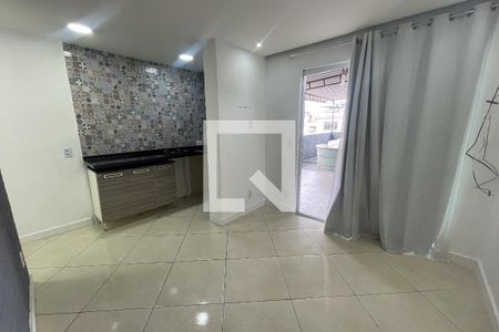 Sala de casa para alugar com 1 quarto, 80m² em Centro, Duque de Caxias