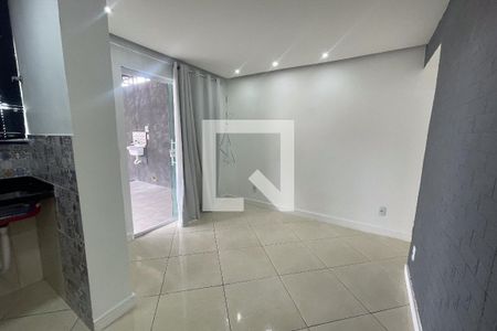 Sala de casa para alugar com 1 quarto, 80m² em Centro, Duque de Caxias